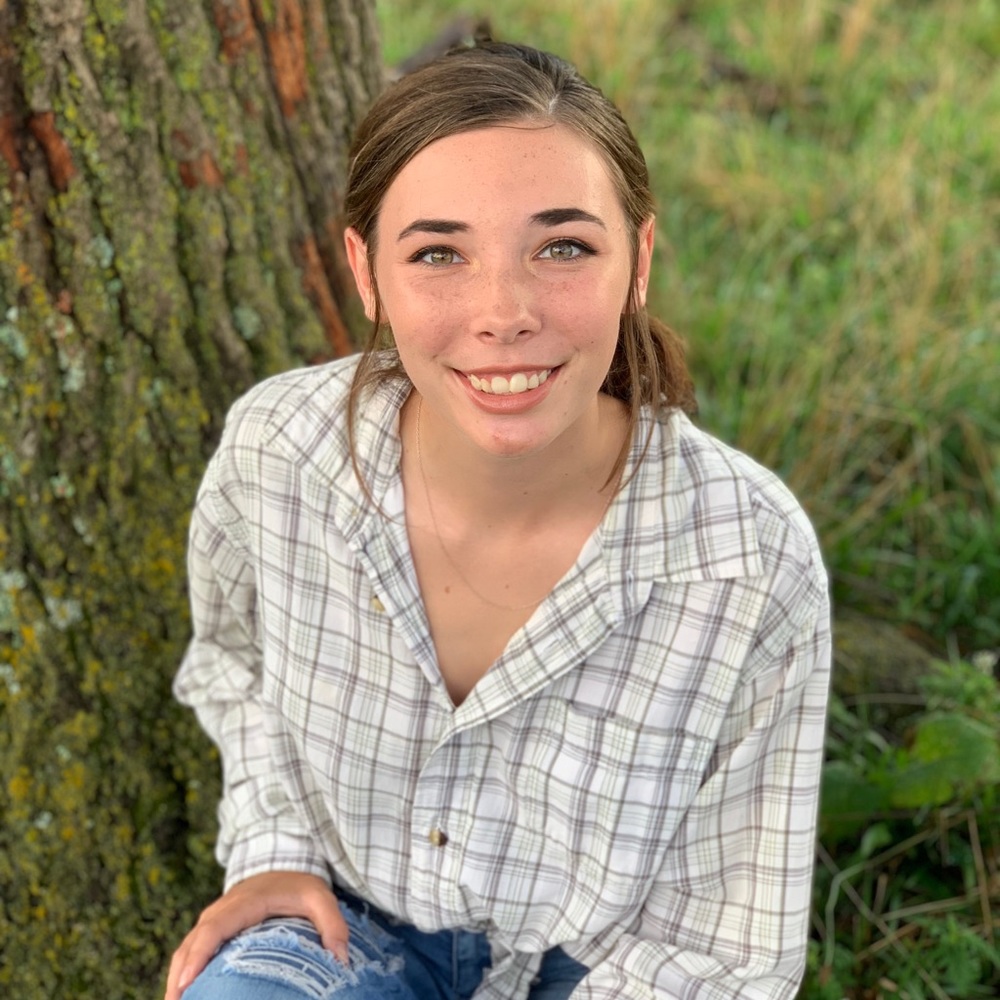 Meet your Posher, Kelly